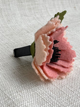 Load image into Gallery viewer, Vehicle Vent Clip/ Essential Oil Diffuser