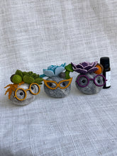 Load image into Gallery viewer, Stone Softie Vehicle Vent Clip/ Essential Oil Diffuser Set of 3