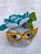 Load image into Gallery viewer, Stone Softie Vehicle Vent Clip/ Essential Oil Diffuser Set of 3