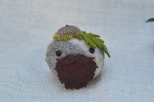 Load image into Gallery viewer, Stone Softie Vehicle Vent Clip/ Essential Oil Diffuser - Beardie with Acorn