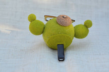 Load image into Gallery viewer, Stone Softie Vehicle Vent Clip/ Essential Oil Diffuser - Cactus Roadie