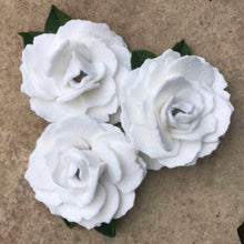 Load image into Gallery viewer, Merino Wool Blend Felt Floral Brooch/ Coat Pin