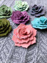 Load image into Gallery viewer, Felt Succulent Brooch - Blush Pink/ White

