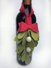 Load image into Gallery viewer, Wool Felt Mistletoe
